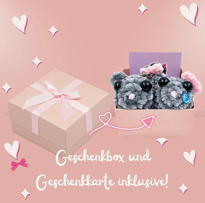 Sad Hamster Schlüsselanhänger-Set (2 Anhänger) + Geschenkbox & Karte zum Selbstbeschriften